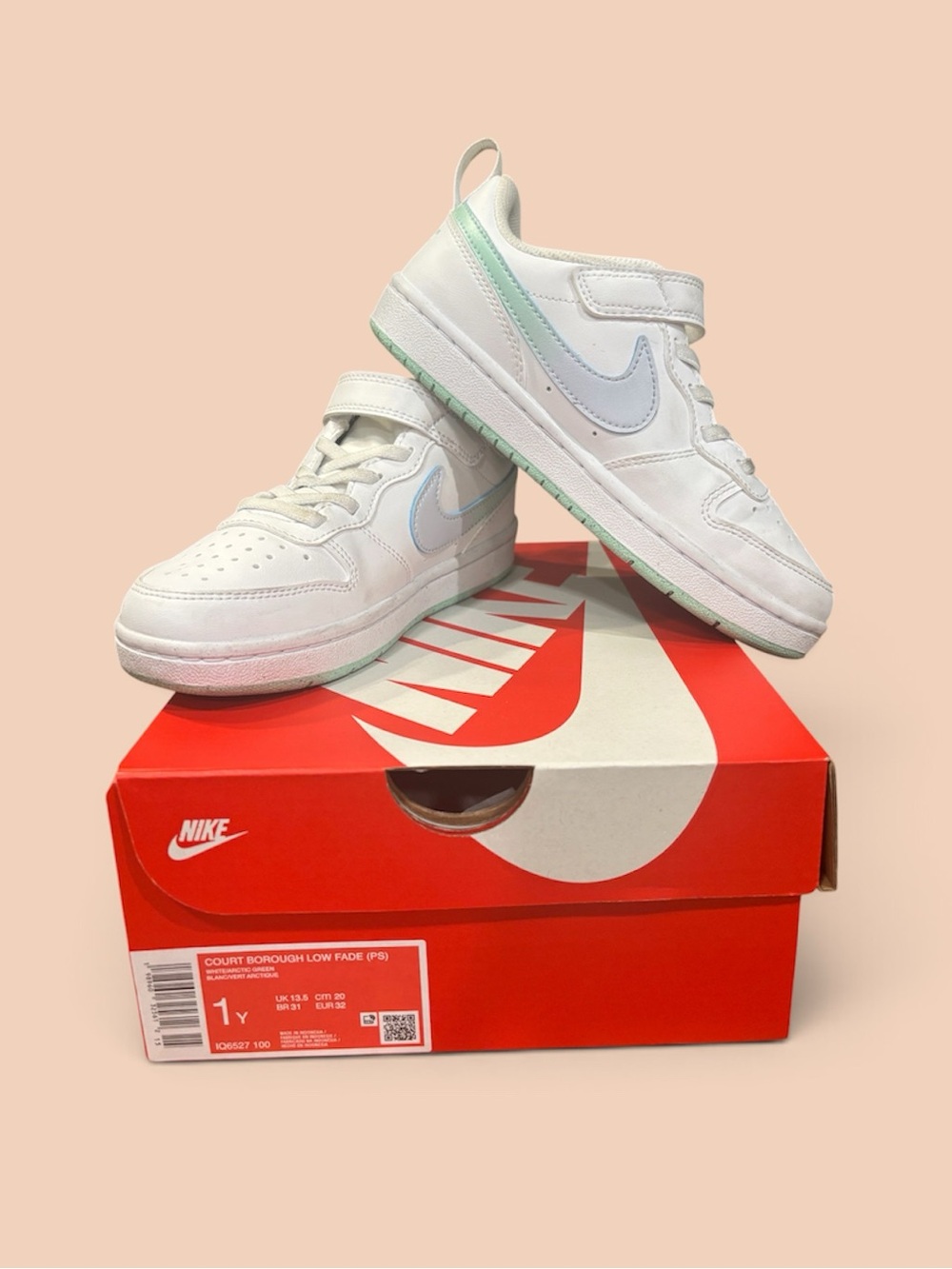Nike Court Borough Low 2 SE Fade White Arctic Green Sneakers Youth Size 1 Unisex